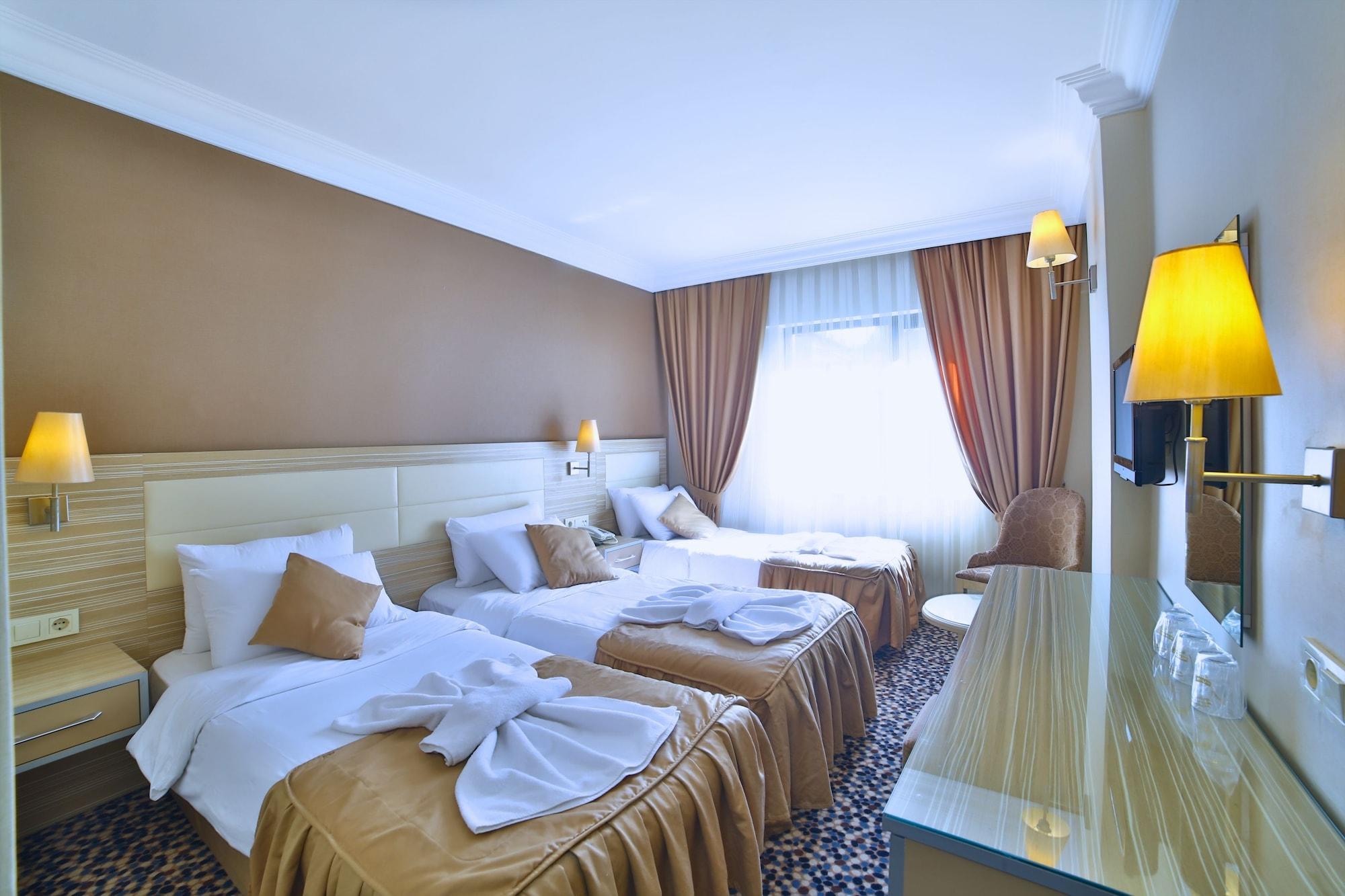 Hotel Grand Emin Истанбул Екстериор снимка